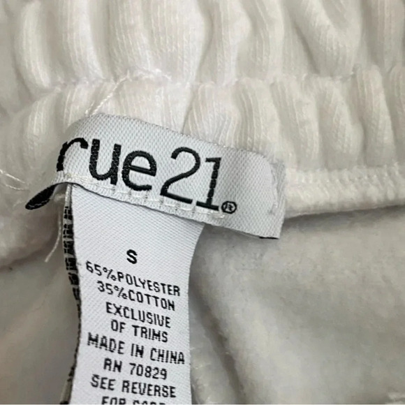Rue21 white boyfriend cargo joggers - Picture 7 of 8